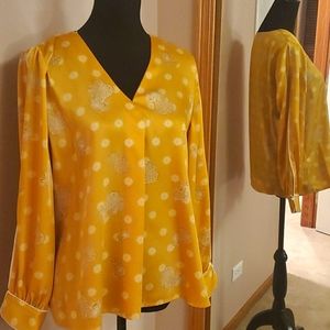 Vince Camuto long sleeved blouse